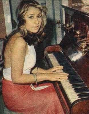 Ünlülerin gençlik halleri Ünlülerin gençlik halleri