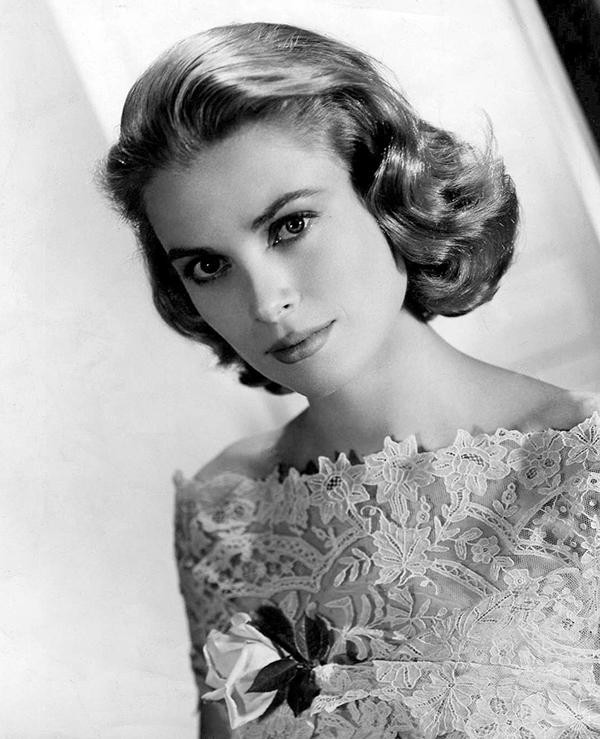 Grace Kelly Şık arkaya doğru dalgalı saç