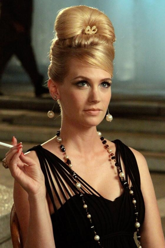 January Jones Erkekleri Çıldırtan İmaj Saçı