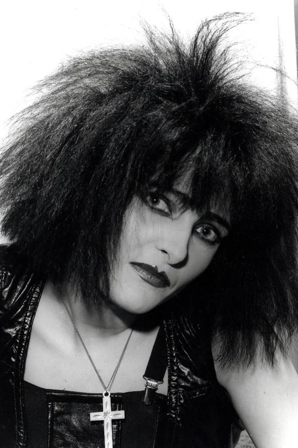 Siouxsie Sioux Elektrik Şoku Saç Modeli