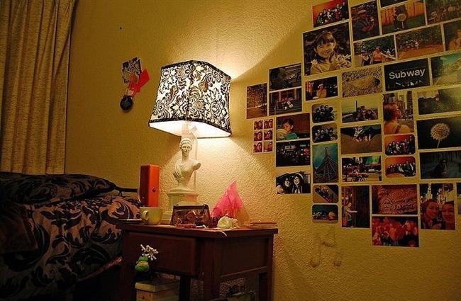 Duvarda Fotoğraf Köşesi