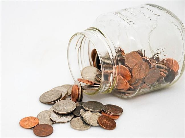 Bozuk Para Dolu Kavanoz