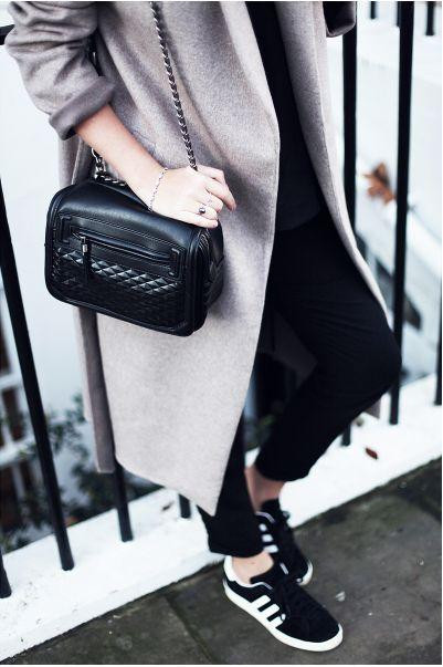 Spor Ayakkabı ve Kaban Kombin Önerileri