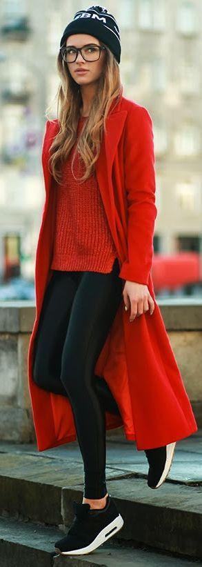 Spor Ayakkabı ve Kaban Kombin Önerileri