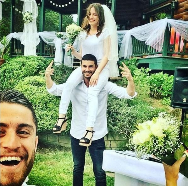 Sosyal Medya Ünlüleri 22 & 28 Nisan