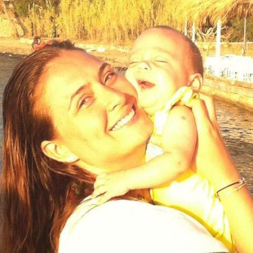 Sosyal paylaşım sitelerinde ünlü isimler