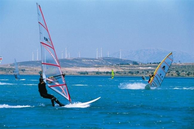 Rüzgâr Sörfü Yapanları İzleyin