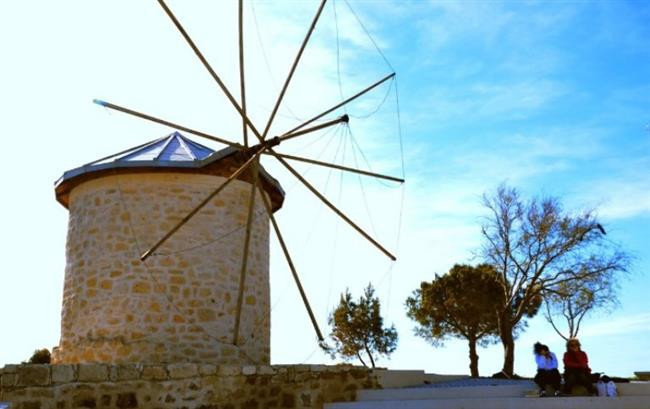 Yel Değirmenlerinden Gün Batımını İzleyin