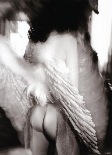 Victorias Secret defilesinin podyum arkası