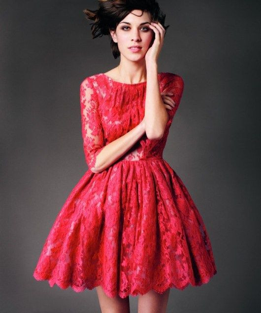 Vazgeçilmez Kırmızı Elbiseler