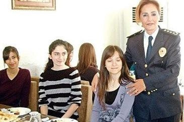 Ünlülerin anne-babası ne iş yapıyor