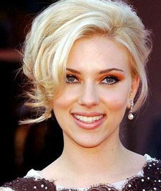 SCARLETT JOHANSSON