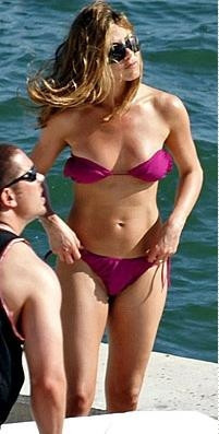 Bikini seçerken ünlülerden ilham alın