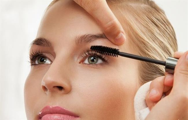 Makyaj bazı kullanın