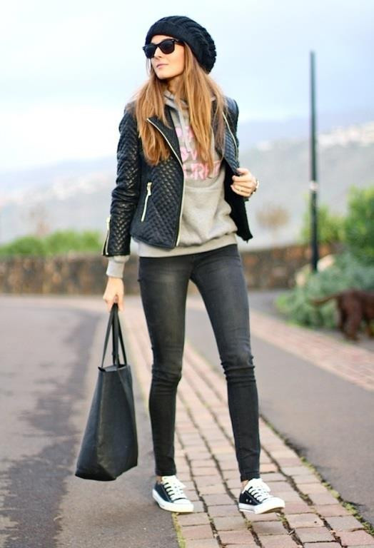 Kopişonlu Ve Deri Ceket Kombini