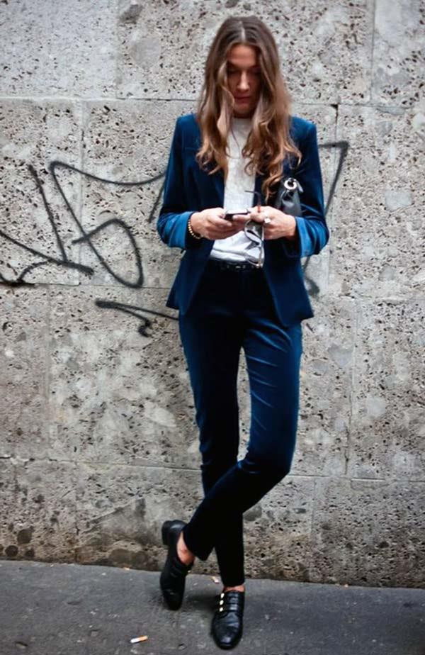 Sezonun Trendi Kadife Kıyafetler