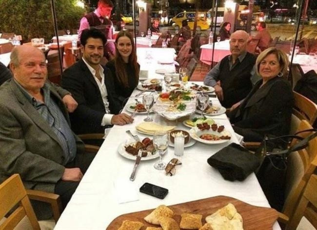 Sosyal Medyada Ünlüler