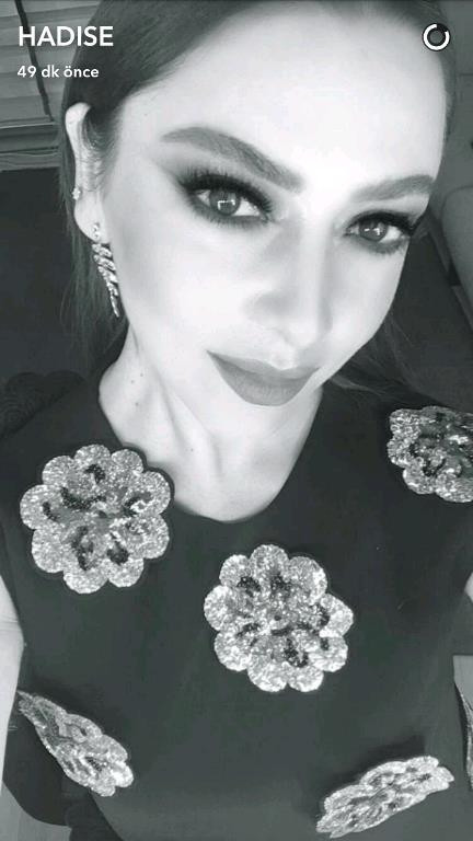Ünlülerin İlginç Sosyal Medya Paylaşımları Ünlülerin İlginç Sosyal Medya Paylaşımları