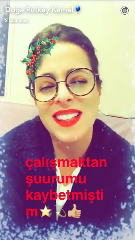 Ünlülerin İlginç Sosyal Medya Paylaşımları Ünlülerin İlginç Sosyal Medya Paylaşımları