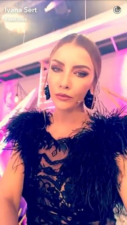 Ünlülerin İlginç Sosyal Medya Paylaşımları Ünlülerin İlginç Sosyal Medya Paylaşımları