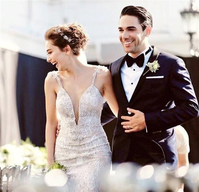 Neslihan Atagül Neslihan Atagül