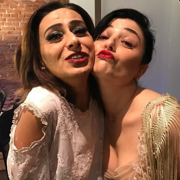 Sosyal Medyada Ünlüler 14 & 19 Ocak