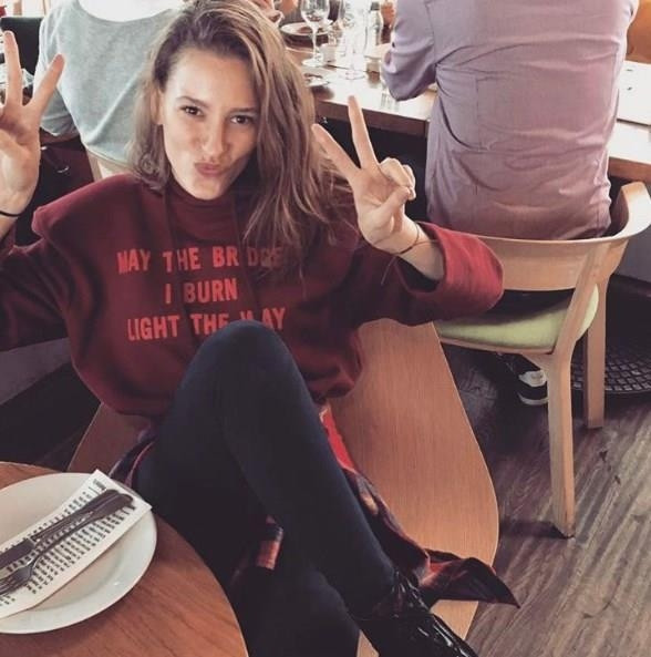 Sosyal Medyada Ünlüler 14 & 19 Ocak