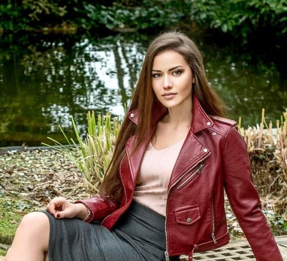 Sosyal Medyada Ünlüler 14 & 19 Ocak