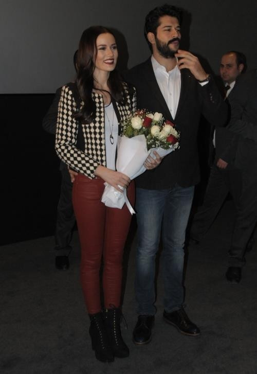 Fahriye Evcen ve Burak Özçivit Aşk Fotoğrafları