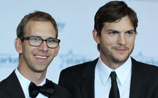 Ashton - Michael Kutcher Ashton - Michael Kutcher