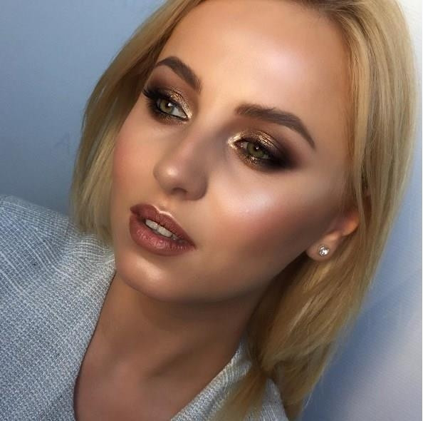Yeni Trend: Glitter Makyajı Yeni Trend: Glitter Makyajı