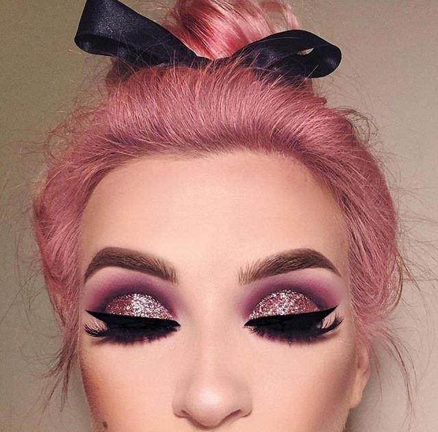 Yeni Trend: Glitter Makyajı Yeni Trend: Glitter Makyajı