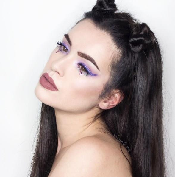 Yeni Trend: Glitter Makyajı Yeni Trend: Glitter Makyajı