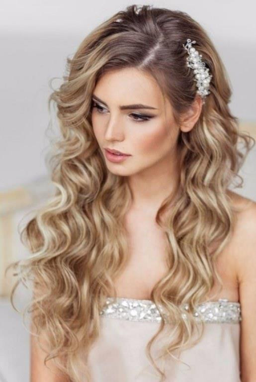 2017 İlkbahar Gelin Saçı Modelleri