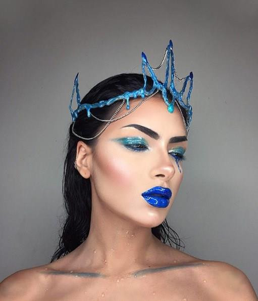 Burçların sembollerinden yola çıkarak makyaj yapan genç kadın, bu fotoğrafları Instagram hesabından paylaştı. İşte en makyajlı halleriyle burçlar