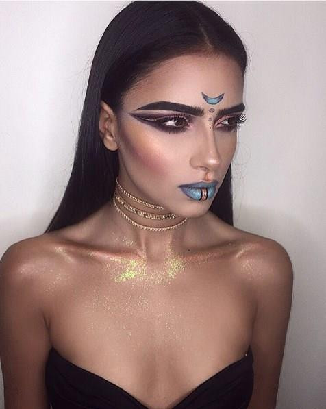 Burçlar Kadın Olsaydı Nasıl Görünürdü