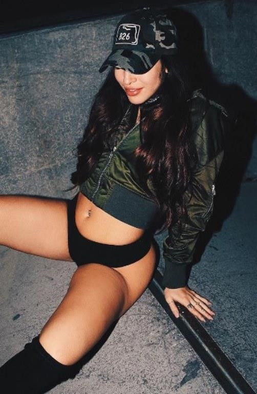 Kim Kardashianın Türk Veliahtı: Pelinsu Meşe