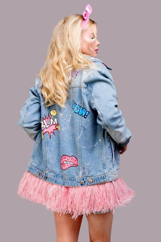 Sloganlı Ve Aplikeli Kot Ceket Trendi Sloganlı Ve Aplikeli Kot Ceket Trendi