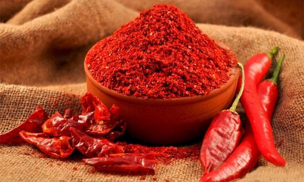 Kilo korumada pul biber etkili