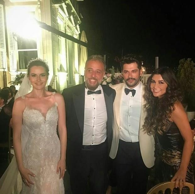 Merakla Beklenen Düğünden İlk Kareler