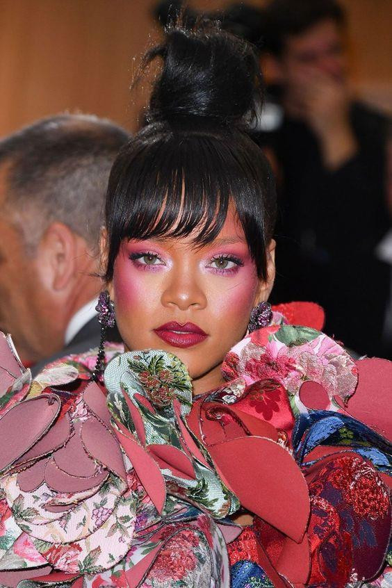 Rihannanın Yeni Koleksiyonuna Geri Sayım Başladı