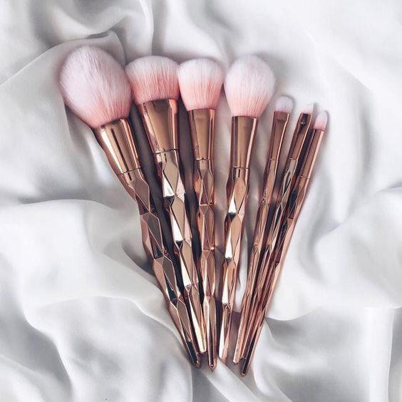 Makyaj Fırçaları: