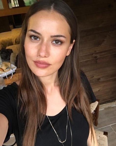 Fahriye Evcenin Pozu Da Taklit Çıktı