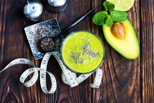 MATCHA, AVOKADO, CHIA TOHUMU PUDİNGİ MATCHA, AVOKADO, CHIA TOHUMU PUDİNGİ