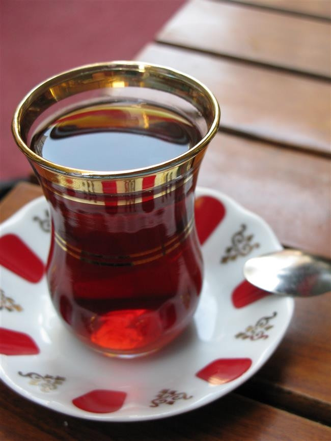 Çay Dişleri Sarartır mı Çay Dişleri Sarartır mı