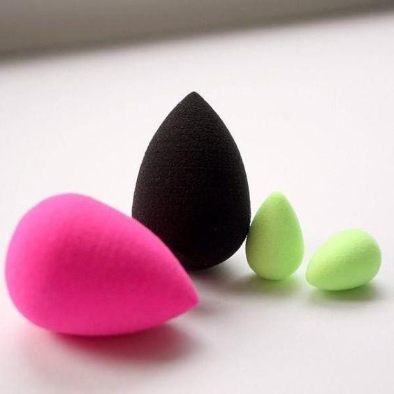 Süngeri suda bekletmek