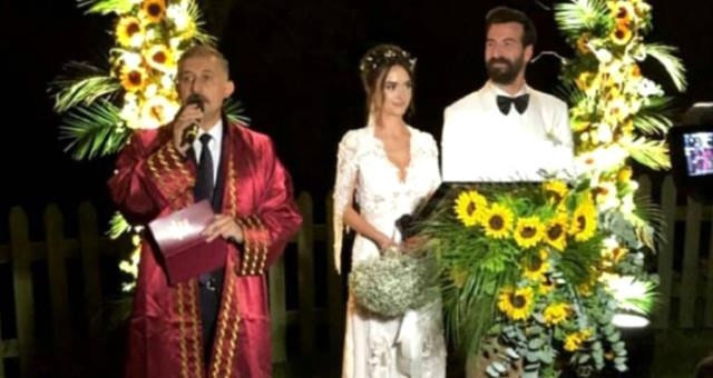 Hande Soral İle İsmail Demirci Evlendi