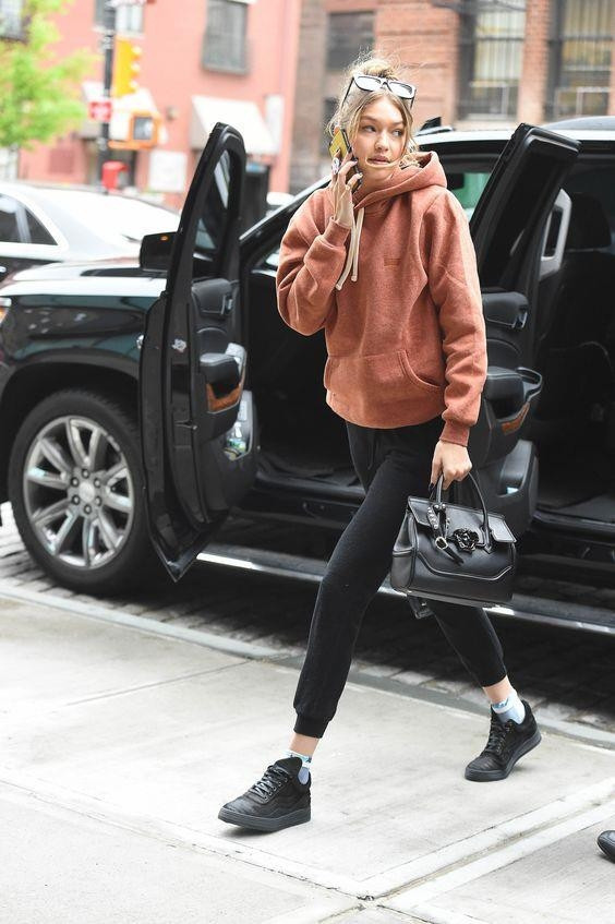 Bella Ve Gigi Hadidin Spor Stili Bella Ve Gigi Hadidin Spor Stili