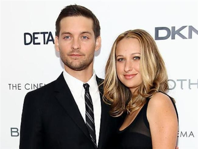 TOBEY MAGUIRE (JENNIFER MEYER)