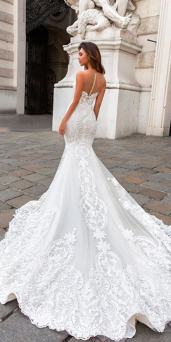 En Güzel Balık Model Gelinlikler